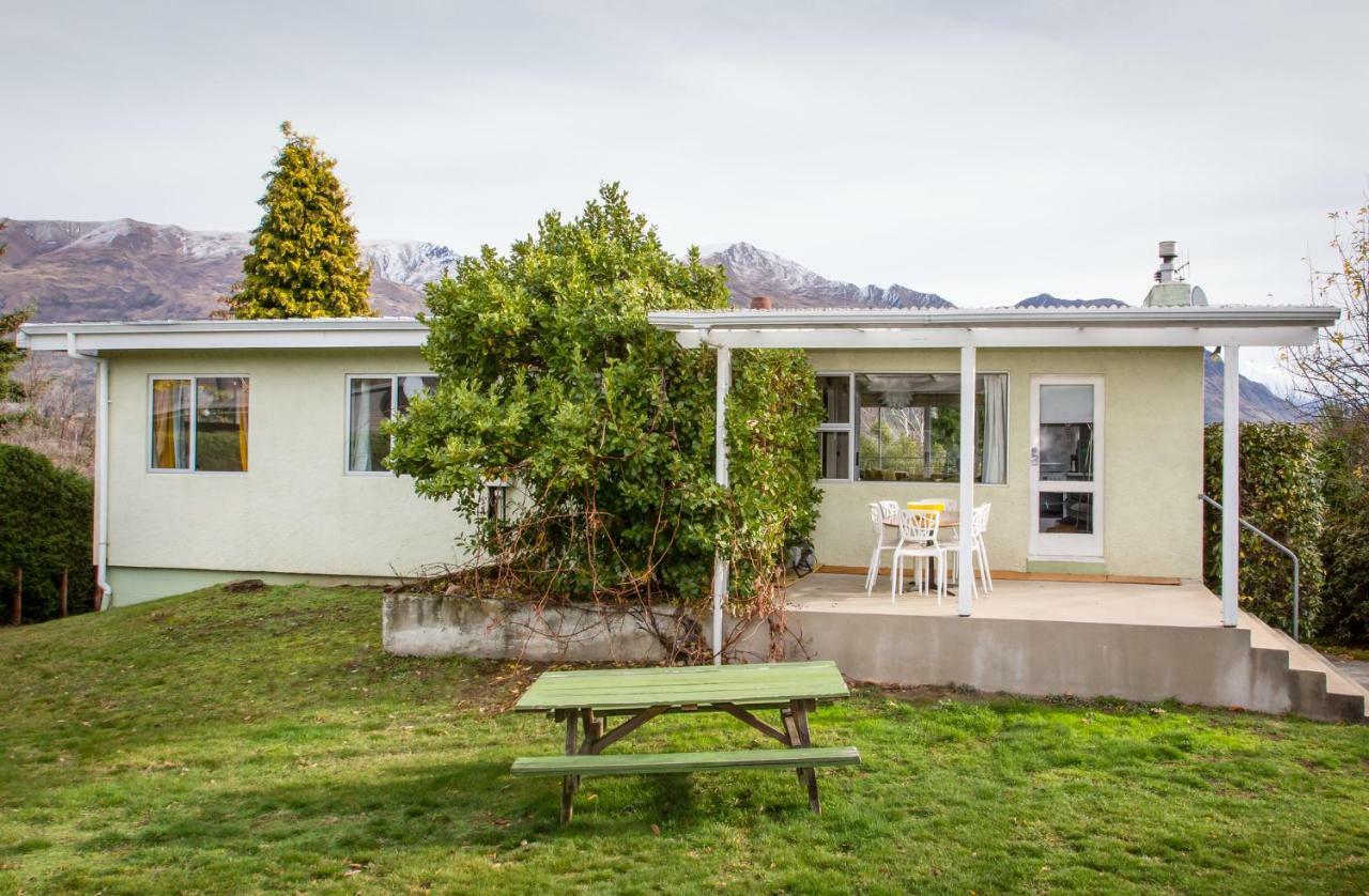 Retro With A View Villa Wanaka Dış mekan fotoğraf